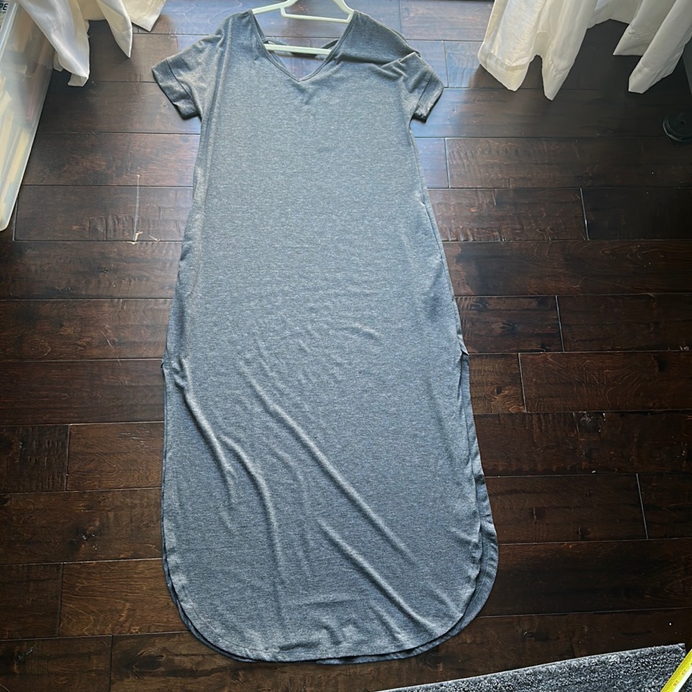 Grecerelle long gray maxi tshirt dress
